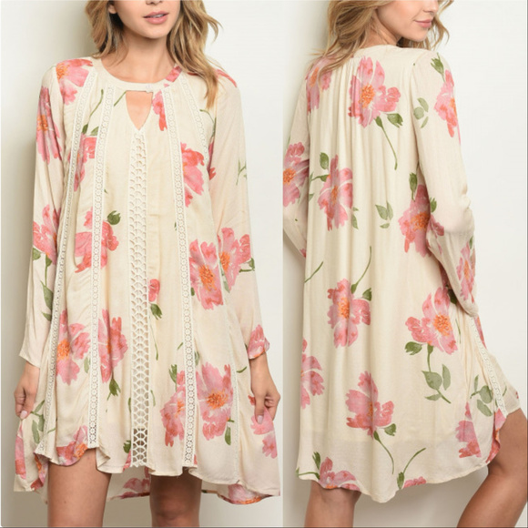 Dresses & Skirts - FLORAL DRESS